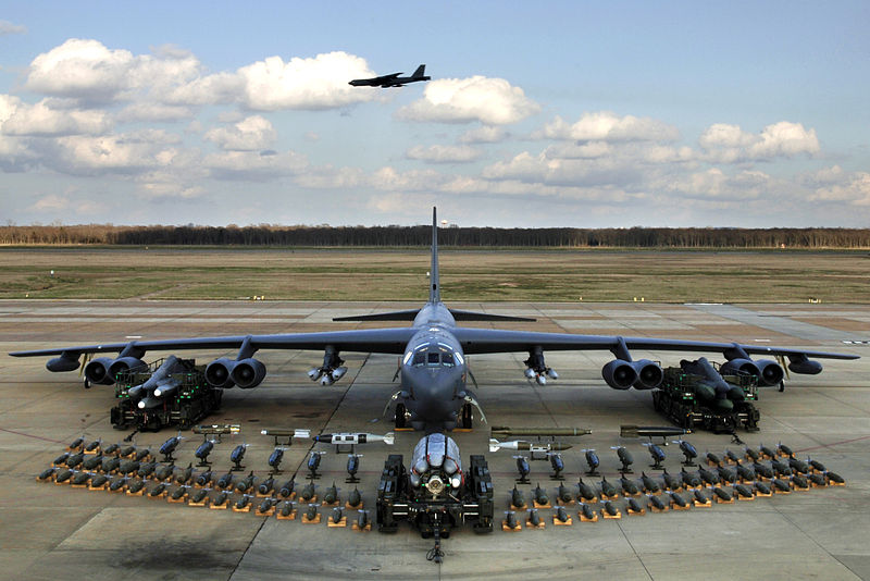 800px-B-52H_static_display_arms_06[1].jpg
